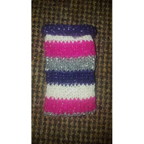 Loom band phone pouch