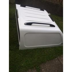 Double cab pickup canopy