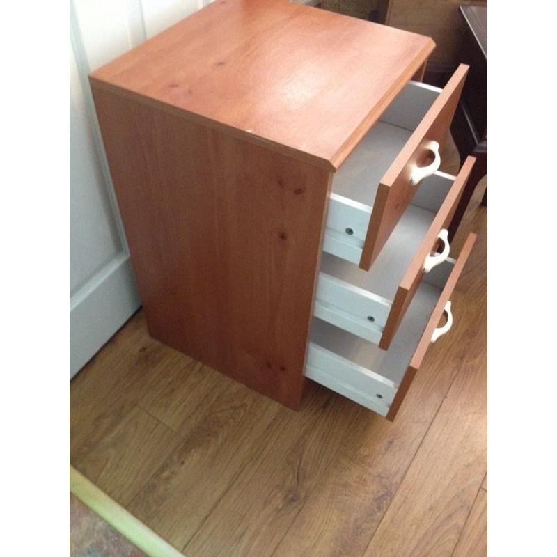 3 Drawer Bedside Unit - MUST GO