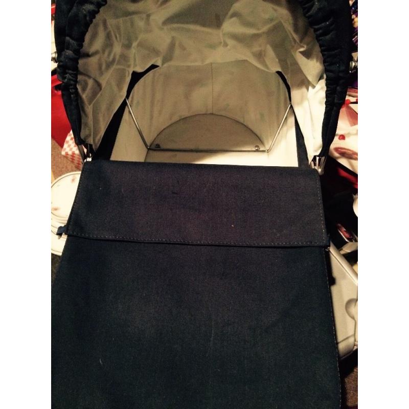 Dolls Silvercross pram