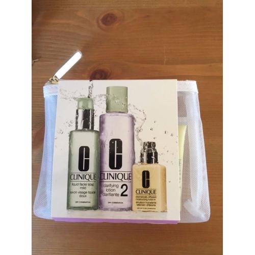 Clinique 3 Step Type 2 Cleansing Trial Kit In Mesh Bag, #Dry Combination, BNWT