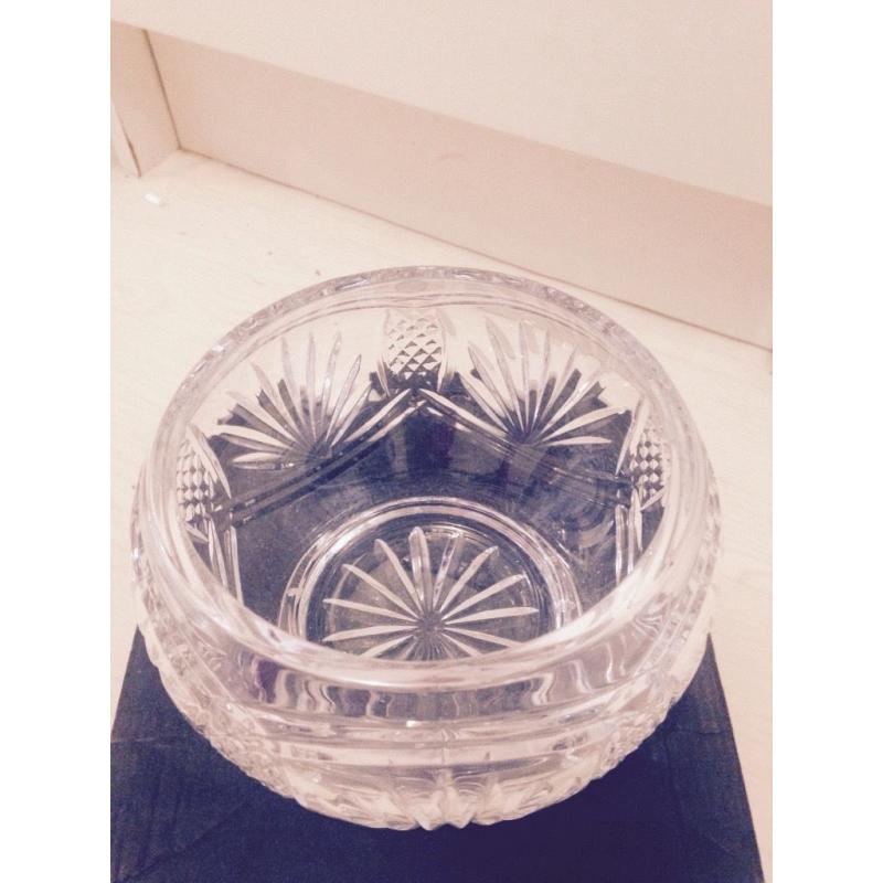 Tyrone crystal round vase