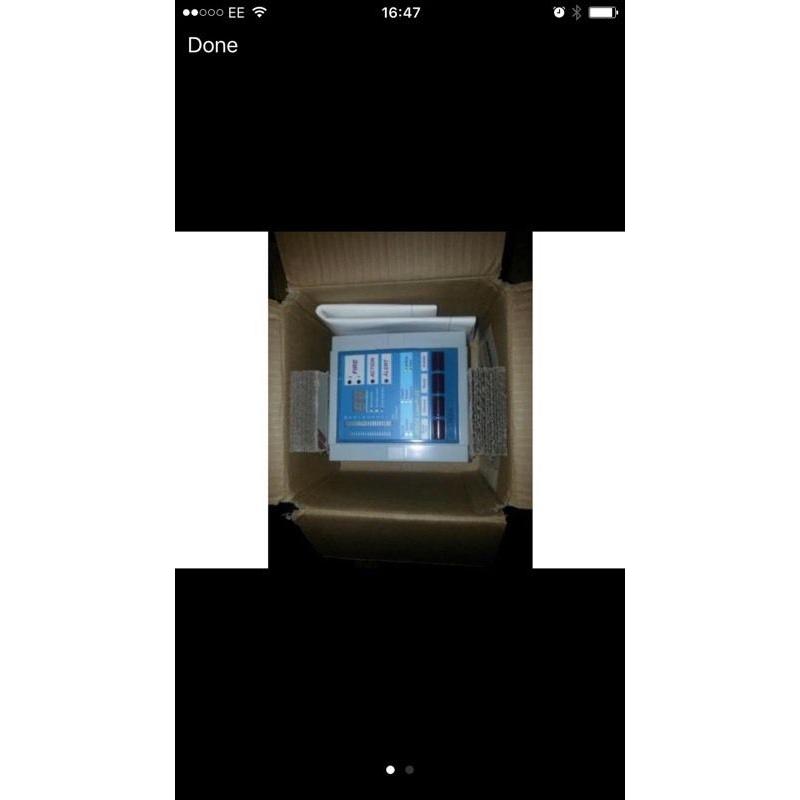 Vesda VLS smoke detecting alarm panel and controller