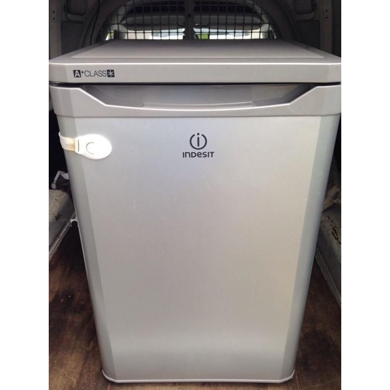 Undercounter Fridge. Delivery Offered