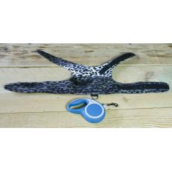 Retractable lead and jacket/harness bundle
