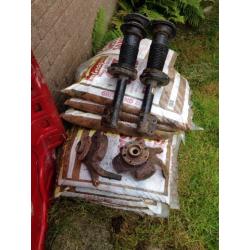 Corsa b front Hubs and shocks