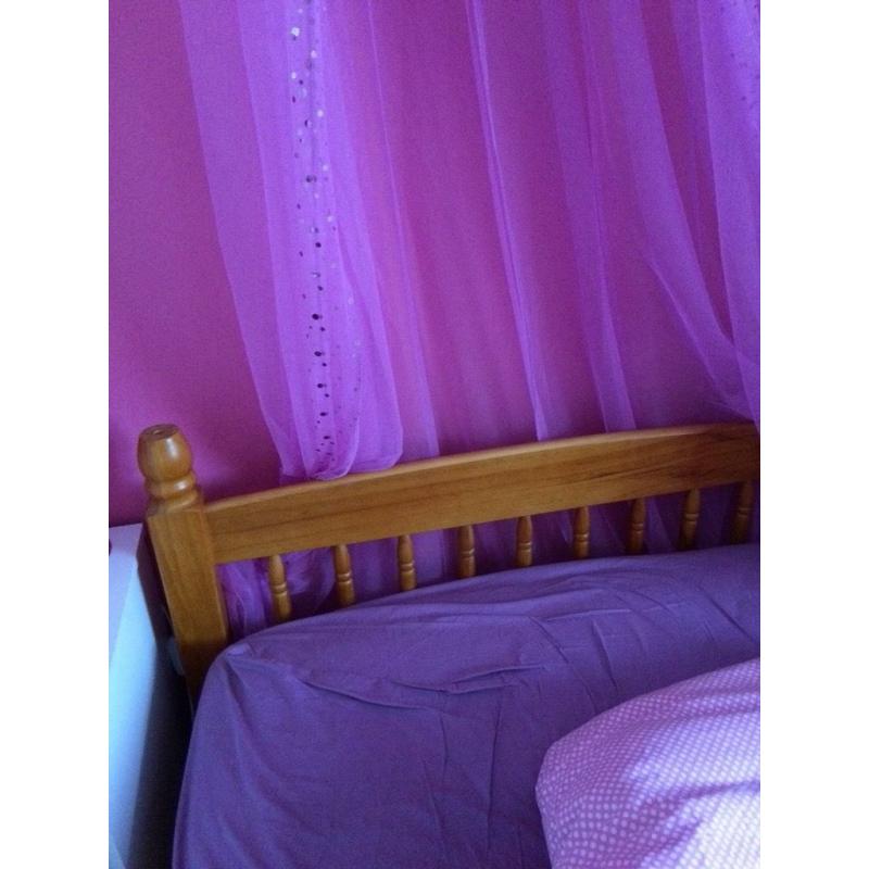 Pine single bed