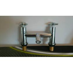 Bath mixer tap