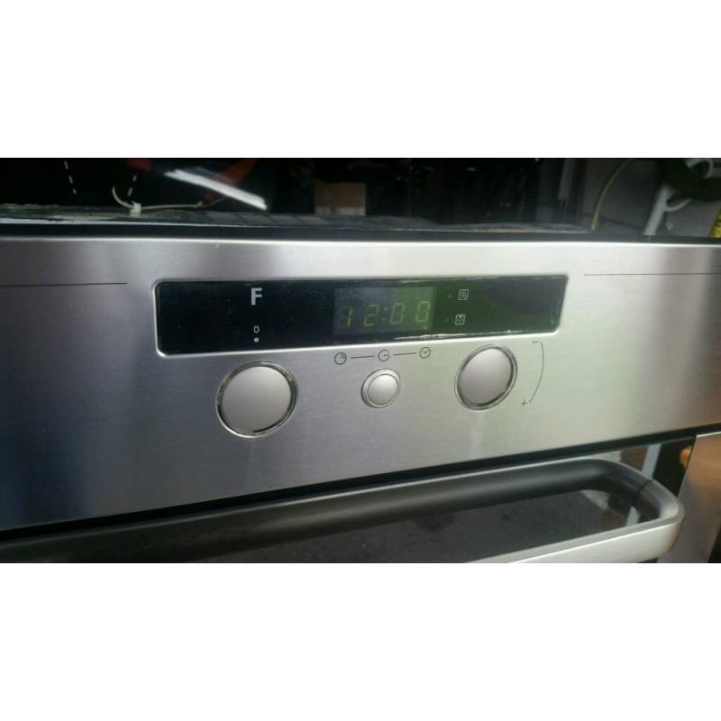Built in oven