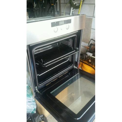 Built in oven