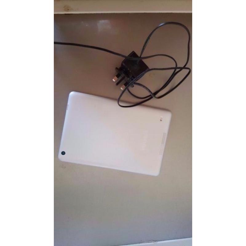 Bush tablet 7.5 inch