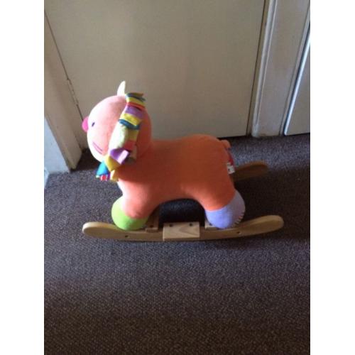 Ride on lion toy