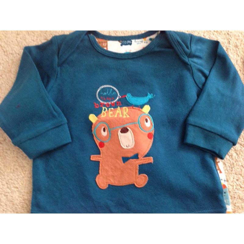 MOTHERCARE 2 pair of mix & match Pyjamas in great condition age 3-6 months