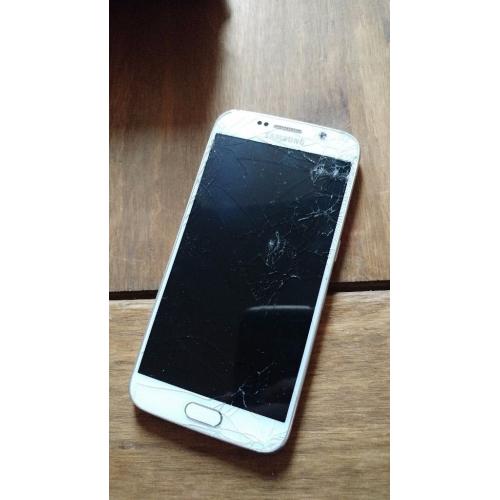 Samsung Galaxy S6 - only 3 months old. Cracked front + rear glass. LCD fine - fully working.