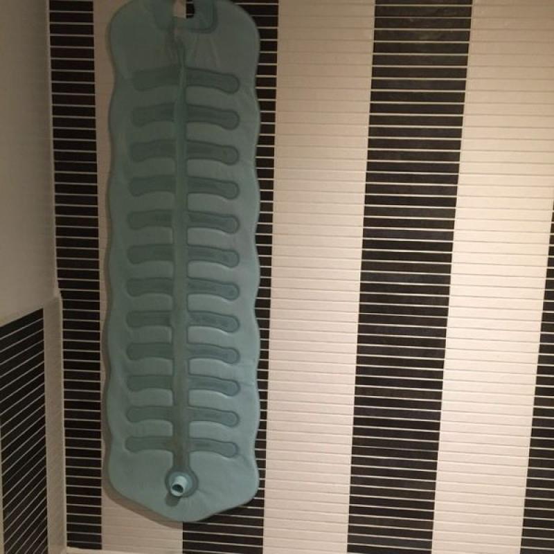Bubble bath mat used