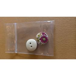 Arts & Crafts-BUTTONS-BUY 1 GET 1 FREE on lots of designs,Hobbies,Scrapbooking,Hair Accessories Etc.