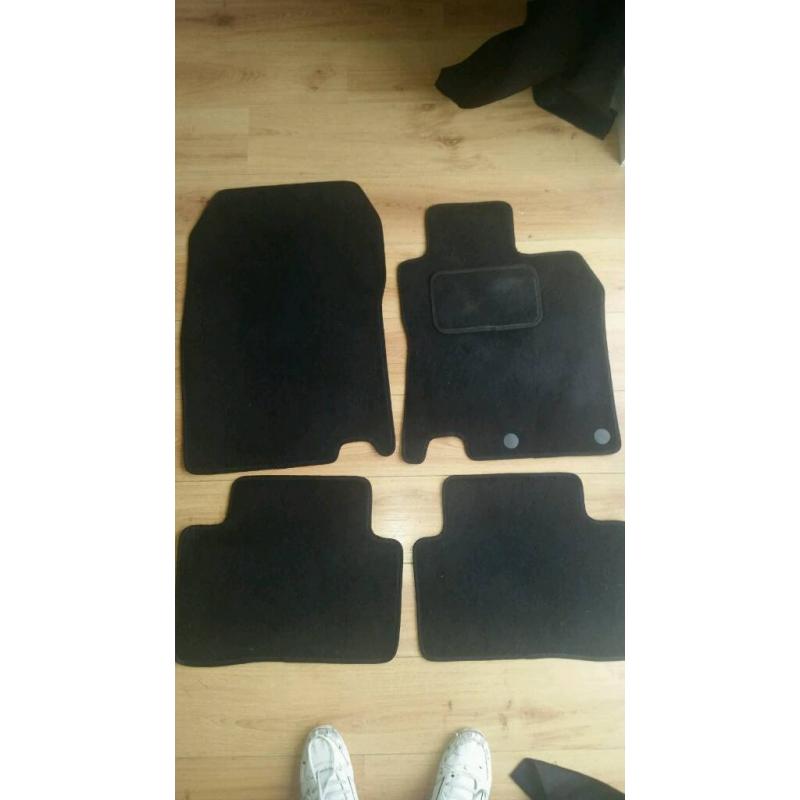 Qashqai tailored mats