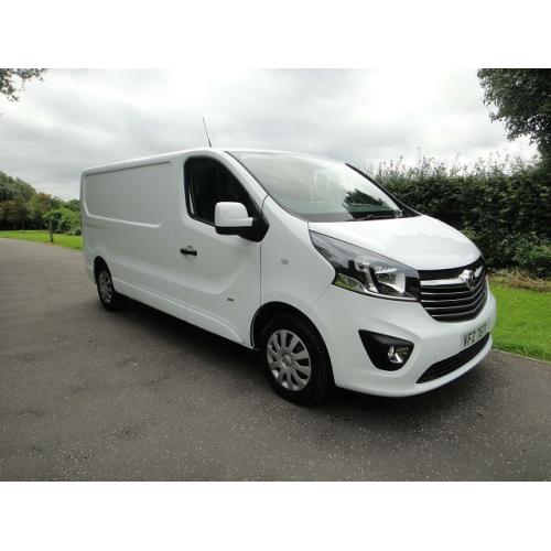 Vauxhall Vivaro 1.6CDTi (120PS) BiTurbo Sportive 2900 ecoFLEX