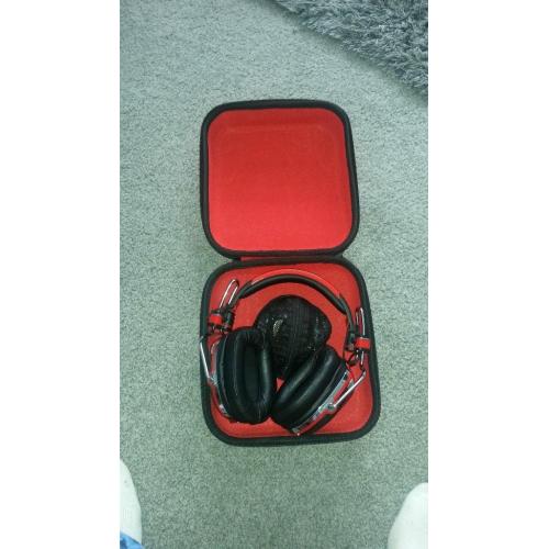 Ferarri p200 headphones