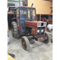 Case International 485 tractor