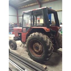 Case International 485 tractor