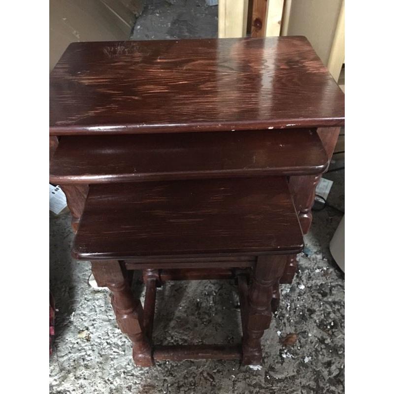 Set of side tables