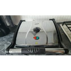 Pannini maker