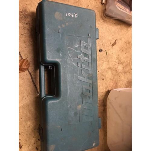 2 makita reciprocating saws