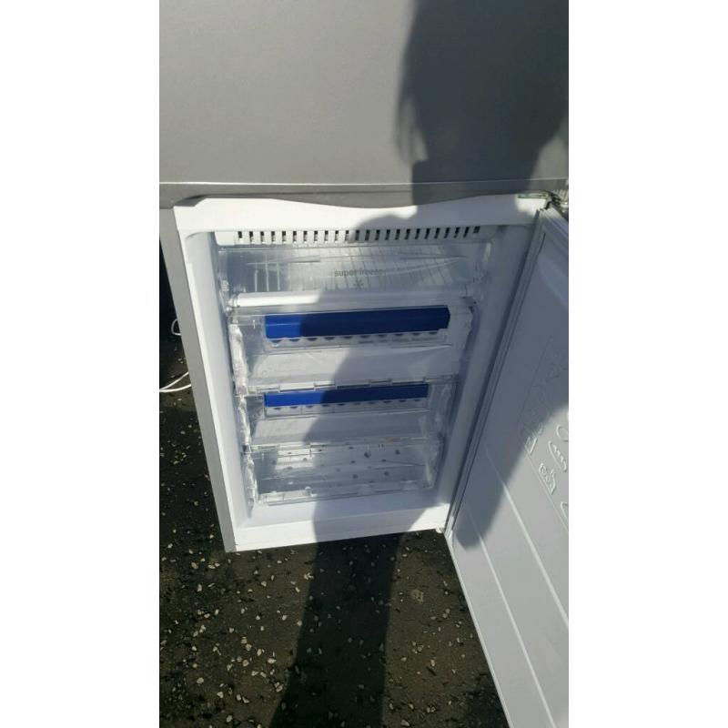 Fridge freezer silver