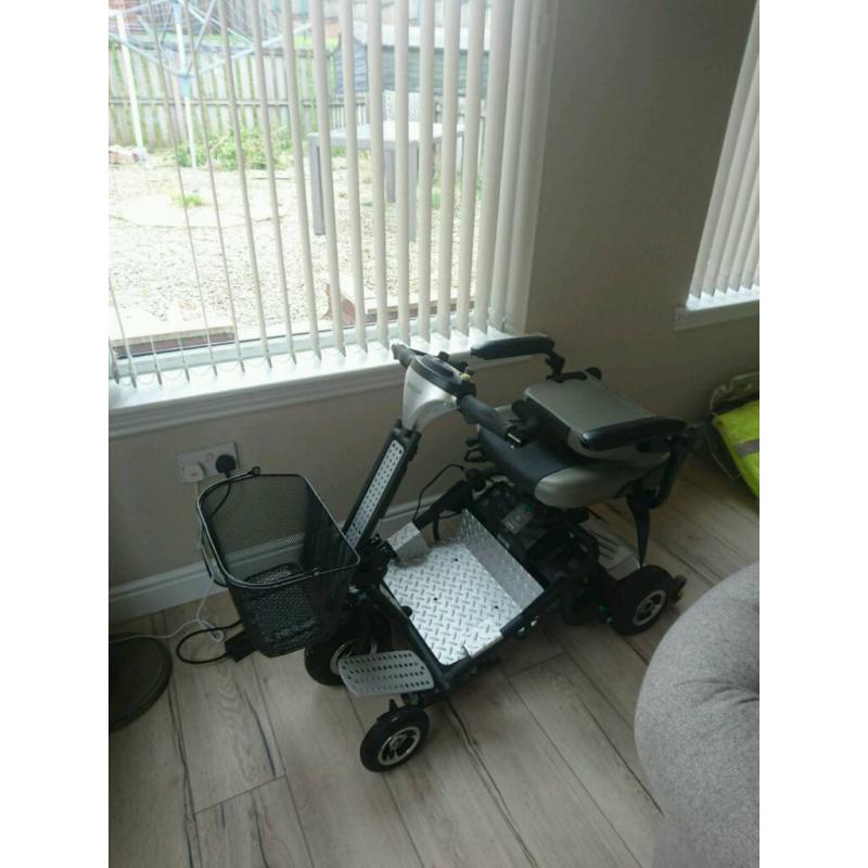 Quingo Air Mobility Scooter