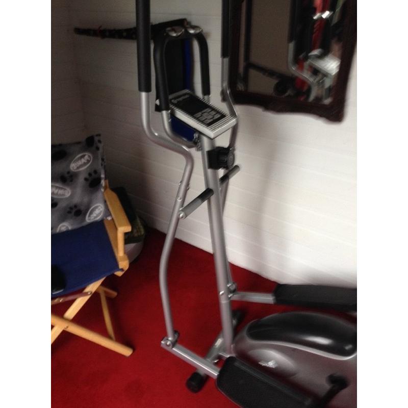 Cross trainer great condition