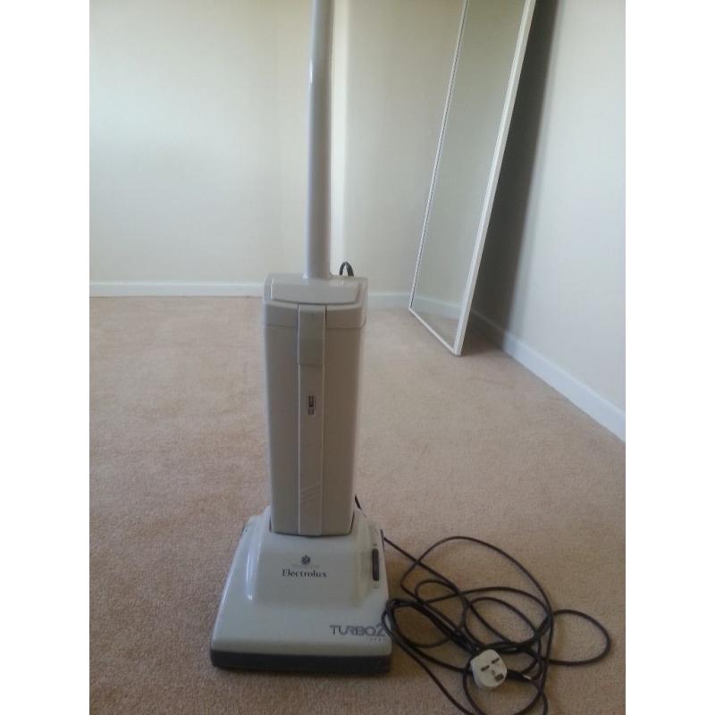 Vacuum cleaner / hoover (Electrolux Turbo 2 Super)