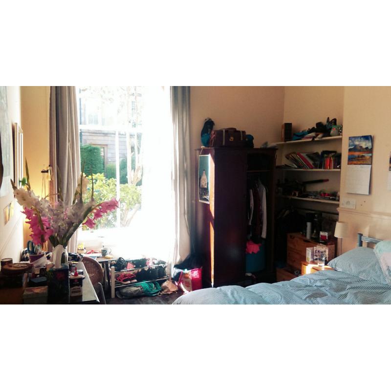 Large Double Room in Lovely Southside Flat with Private Garden