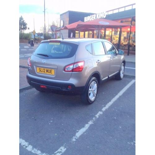 **URGENT**Nissan Qashqai Accenta 1.6 - 2012 for Sale