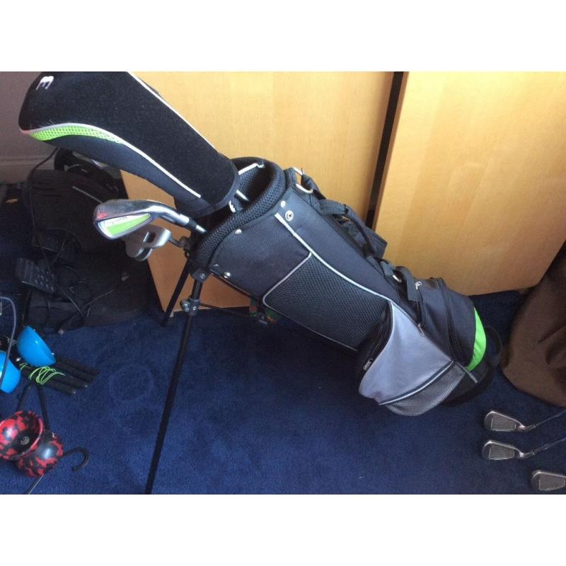 Boys golf clubs with bag junior young guns