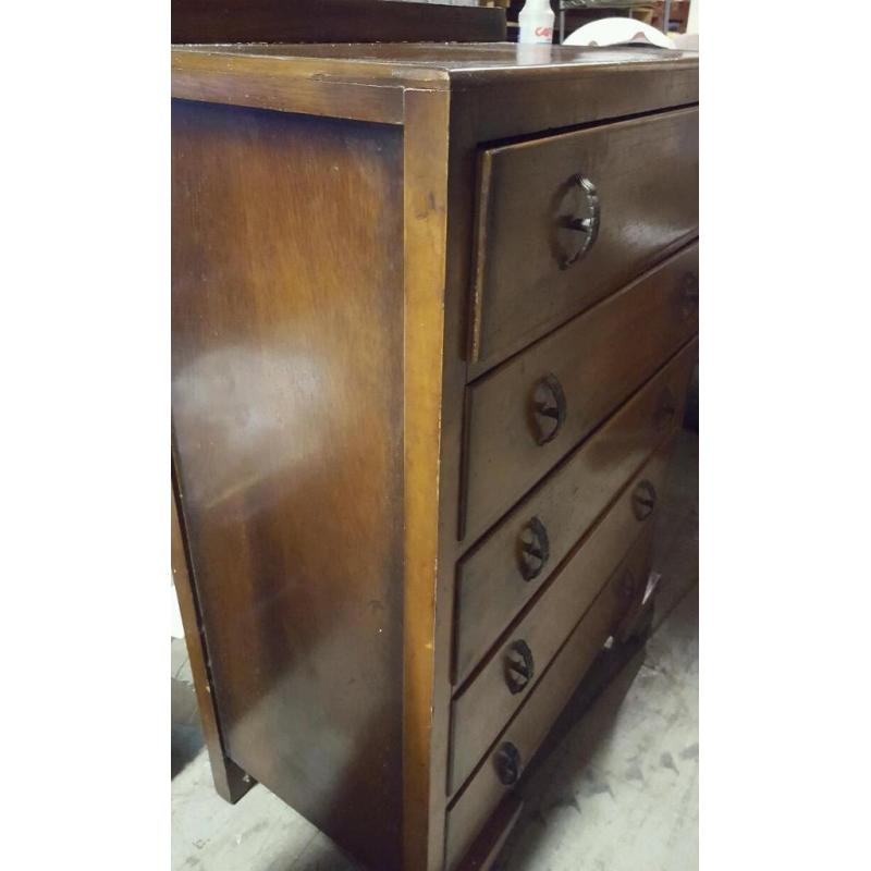Vintage oak chest of drawers