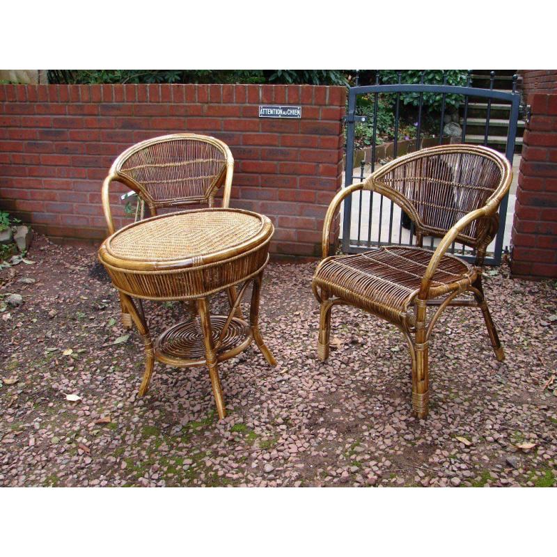 lovely sun room/conservatory set of two chairs and a table in split cane - immaculate