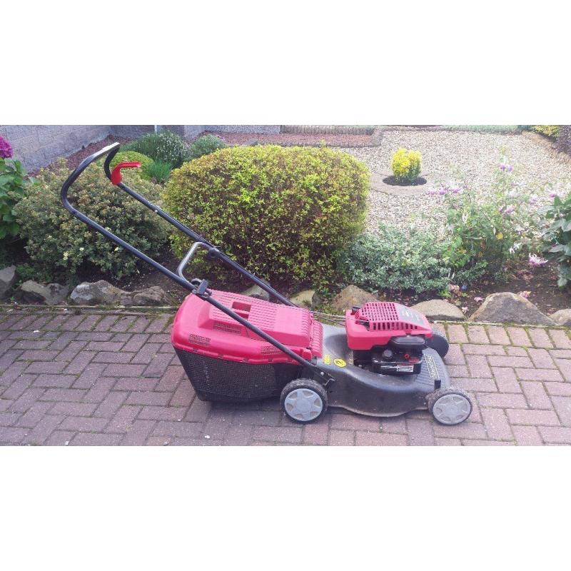 Mountfield HP470 17" petrol lawnmower