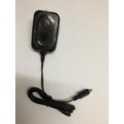 BRAND NEW MOTOROLA RETRO FLIP PHONE