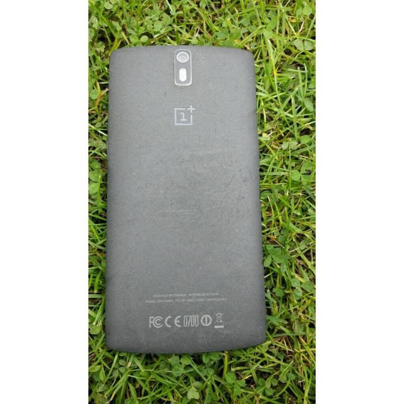 High-end 64GB smartphone (Oneplus one)