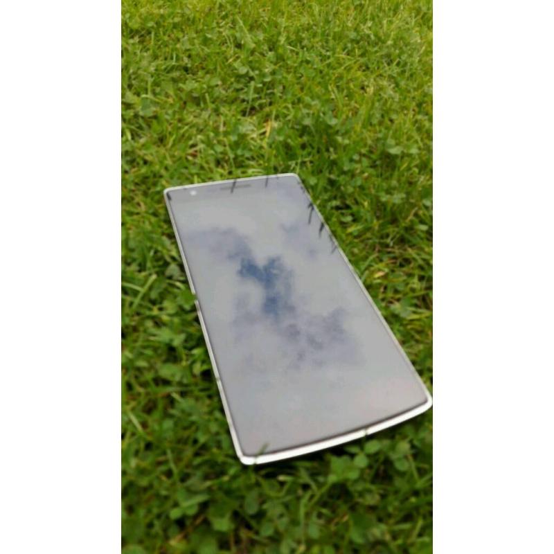High-end 64GB smartphone (Oneplus one)