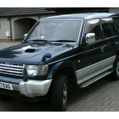 Mitsubishi pajero GLS rare manual model