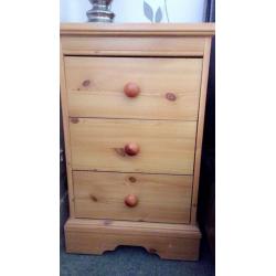 Pine Bedside Units