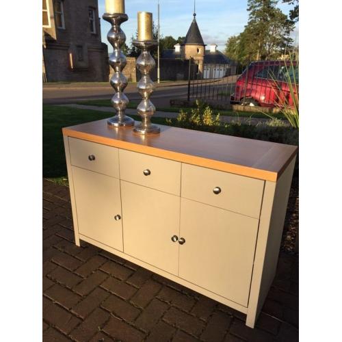 STUNNING OAK SIDEBOARD DRESSER***REDUCED***