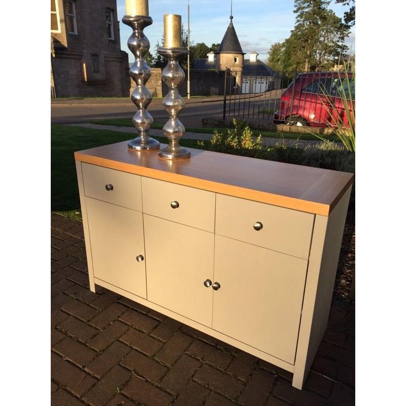 STUNNING OAK SIDEBOARD DRESSER***REDUCED***