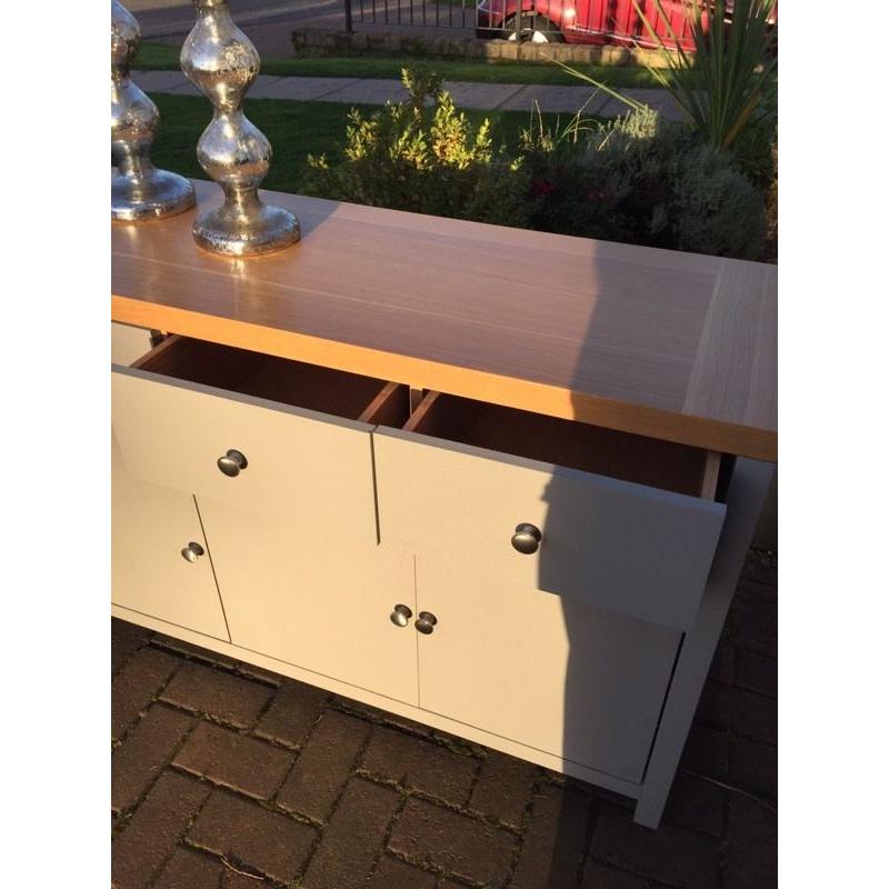 STUNNING OAK SIDEBOARD DRESSER***REDUCED***