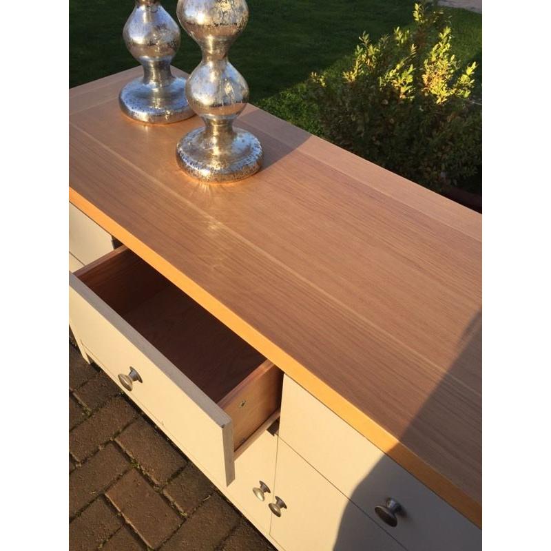 STUNNING OAK SIDEBOARD DRESSER***REDUCED***