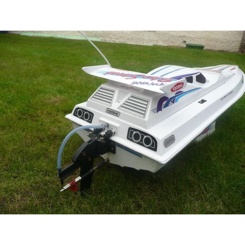 Kyosho R/C Radio controlled Model boat/speedboat