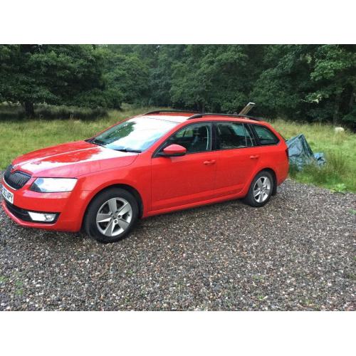 Skoda octavia estate 2.0 tdi cr se 5 dr 2013 38,000 miles still under warranty
