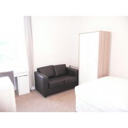 Double Room -- Short Term Welcome -- All Bills Included